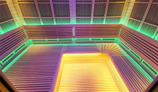 這是一臺U型的光波房